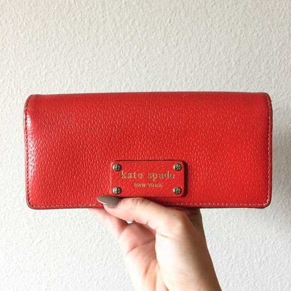 kate spade Handbags - KATE SPADE // Long Wallet